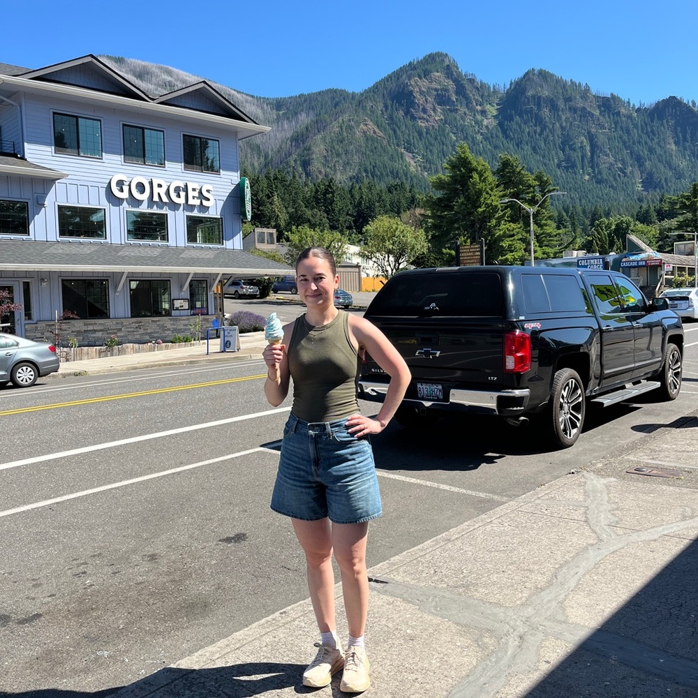 Meet your Posher, Mariam